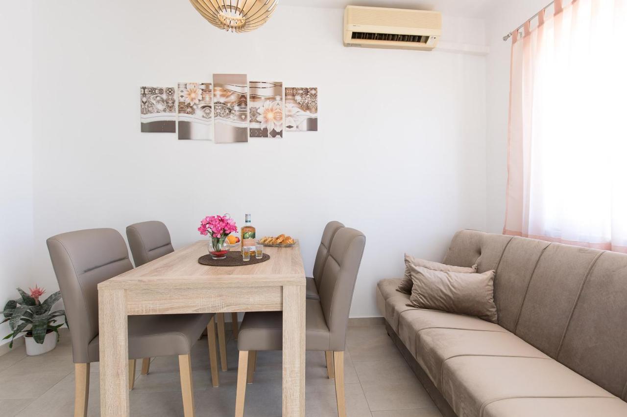 Apartment Oleander Punat Exterior photo