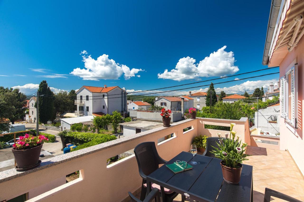 Apartment Oleander Punat Exterior photo