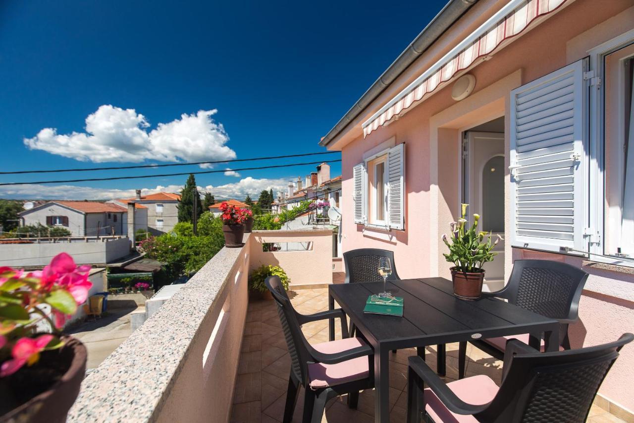 Apartment Oleander Punat Exterior photo