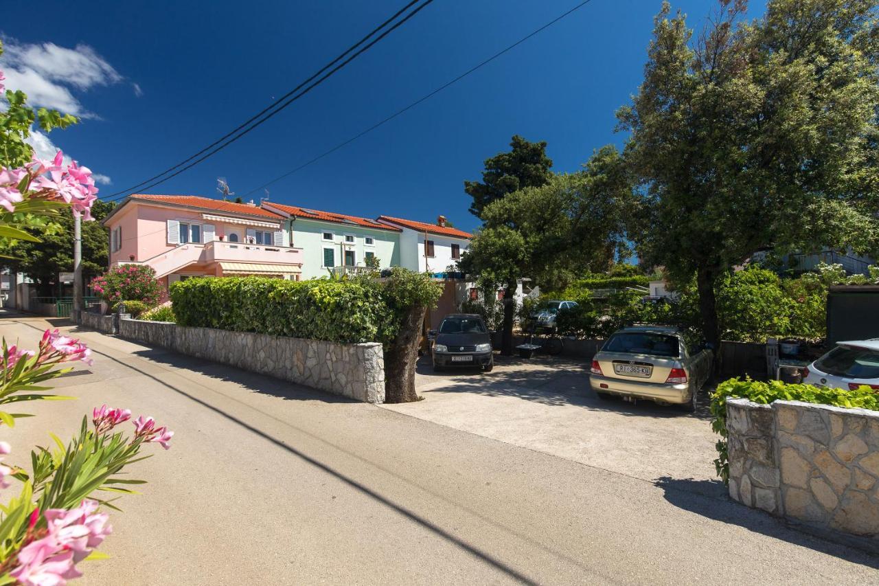 Apartment Oleander Punat Exterior photo